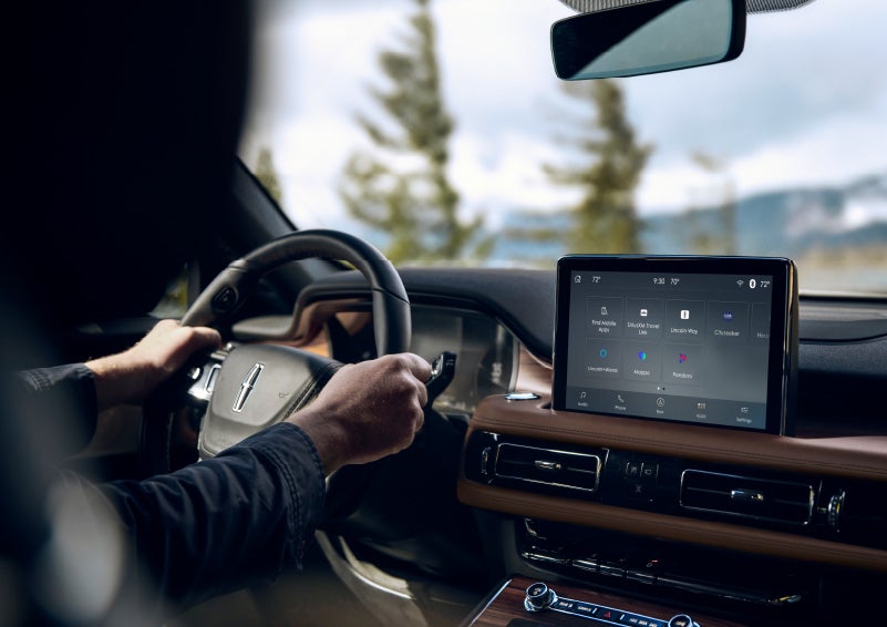 The center touch screen in a 2024 Lincoln Aviator® SUV is shown | Parkway Lincoln in Dover OH