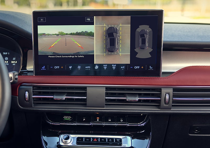 The large center touchscreen of a 2024 Lincoln Corsair® SUV is shown. | Parkway Lincoln in Dover OH